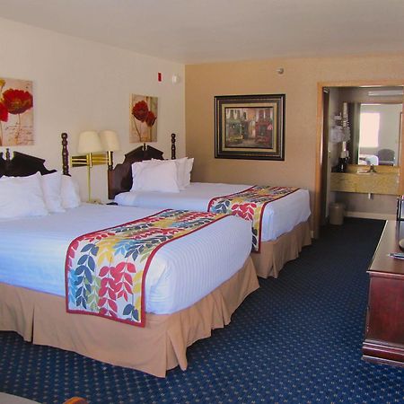 Dutton Inn ブランソン エクステリア 写真